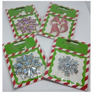𝅺Bundle lot 4 Holiday Jewels rhinestone brooches festive stocking stuffers